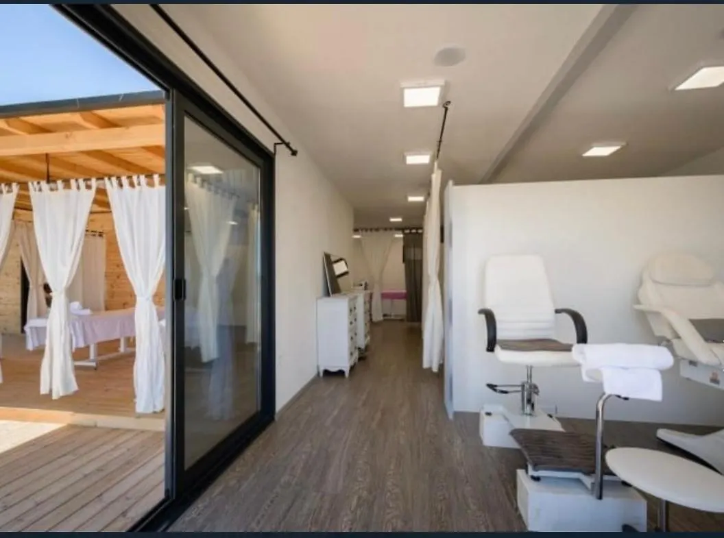 Mobilna Kucica Maar Otel Šimuni Kamp alanı